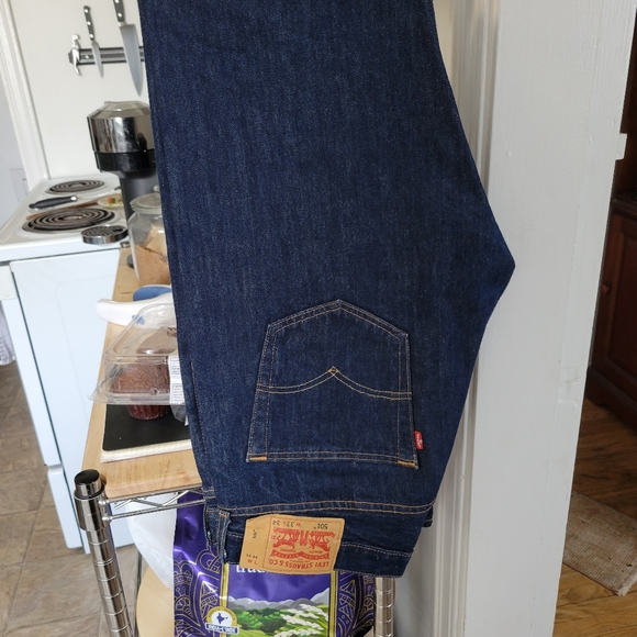 Mens levis jeans - Picture 2 of 3